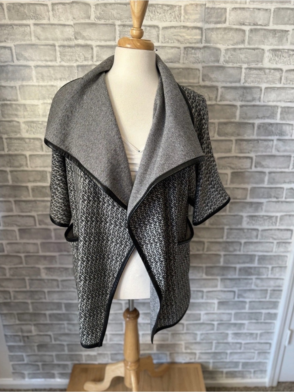 New York & Co. B&W Tweed Leather Trim Coat Open Front XS